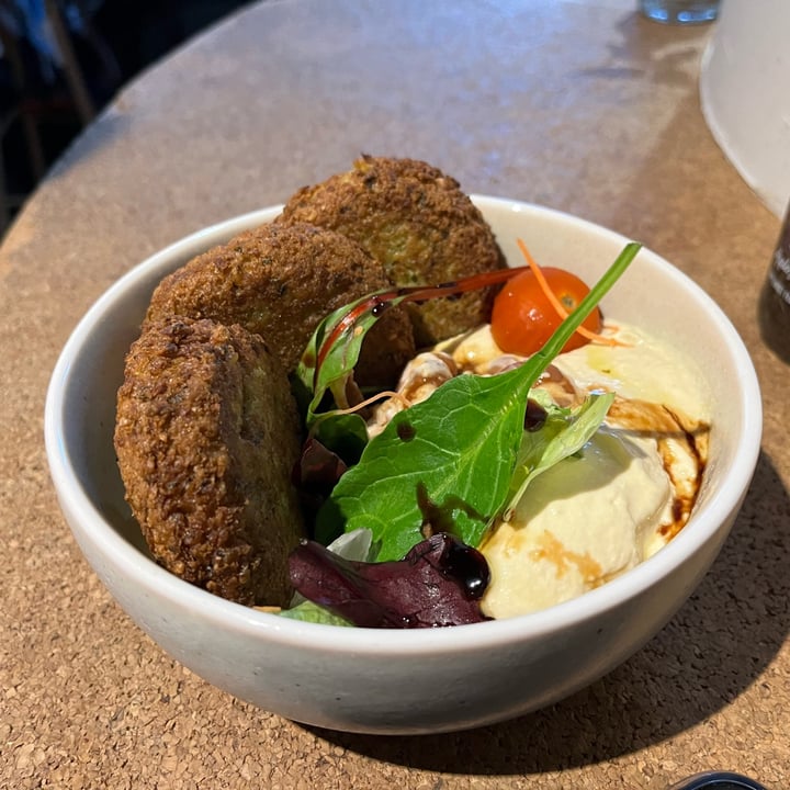 photo of Hummusson Falafel & Hummus shared by @ikir83 on  04 Jan 2023 - review