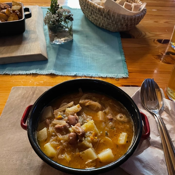 photo of Camping Koren Sour Cabbage, Potatoe, Beans Stew shared by @pastaececi on  11 Aug 2023 - review