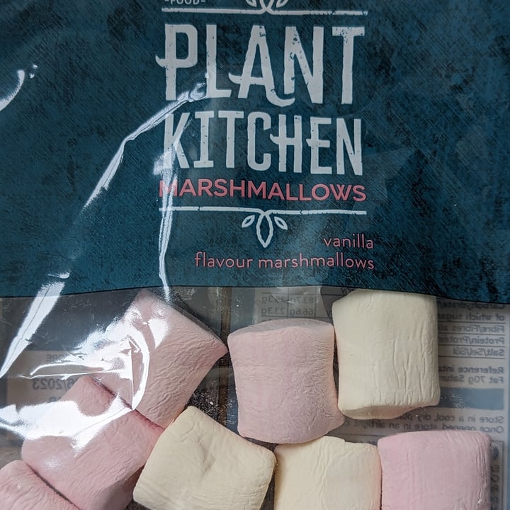 photo of Plant Kitchen (M&S) Marshmallows shared by @jondread on  04 Mar 2023 - review