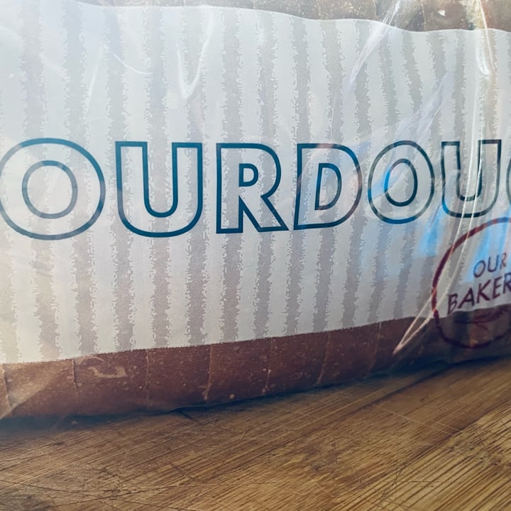 photo of Woolworths Food white sourdough bread shared by @andrew309 on  05 Jan 2023 - review