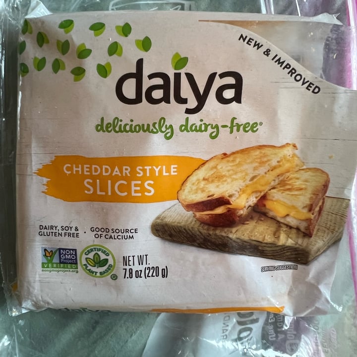 photo of Daiya Cheddar Style Slices shared by @wmoon on  14 May 2023 - review