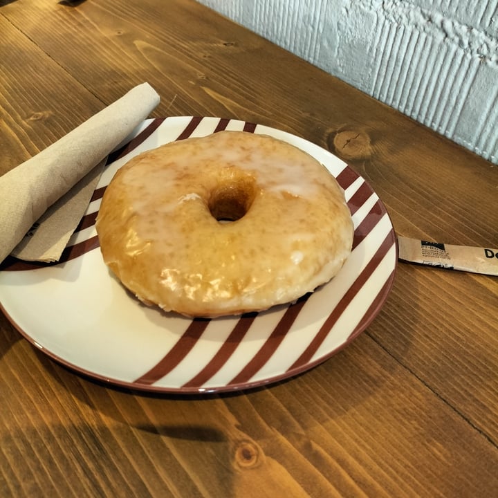 photo of VegAmazing Doughnuts Donut Clásico shared by @javisanx on  29 Jul 2023 - review