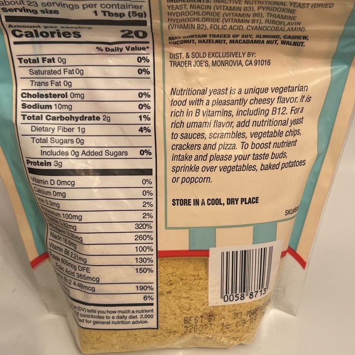 photo of Trader Joe's Nutritional Yeast shared by @ttroiano on  12 Feb 2023 - review