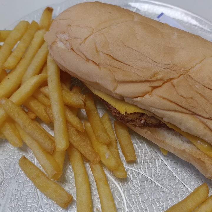 photo of Jerry's Vegan Burgers Jerrys Quarter Pounder Mila shared by @purpleveg on  12 Jun 2023 - review