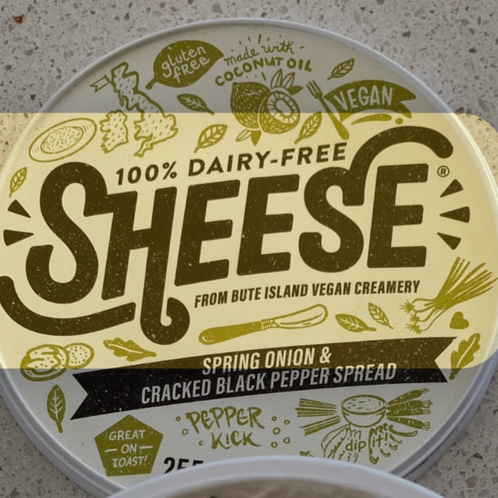 photo of Sheese Sheese Spring Onion & Cracked Black Pepper Spread shared by @blacklilyleaf on  22 Jan 2023 - review