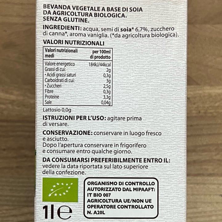 photo of Verso Natura Conad Veg Bevanda A Base Di Soia Biologica shared by @alessiof91 on  23 Feb 2023 - review