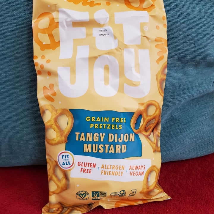 photo of FitJoy Fitjoy Vegan Pretzels Dijon Mustard shared by @ashwickety on  25 Feb 2023 - review