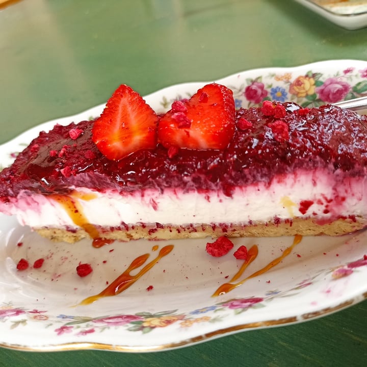 photo of Amasia Sustainable Living Cheesecake shared by @elaura on  07 Jun 2023 - review