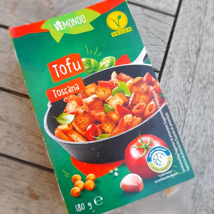 photo of Vemondo Tofu toscana shared by @danielgl on  02 Aug 2023 - review