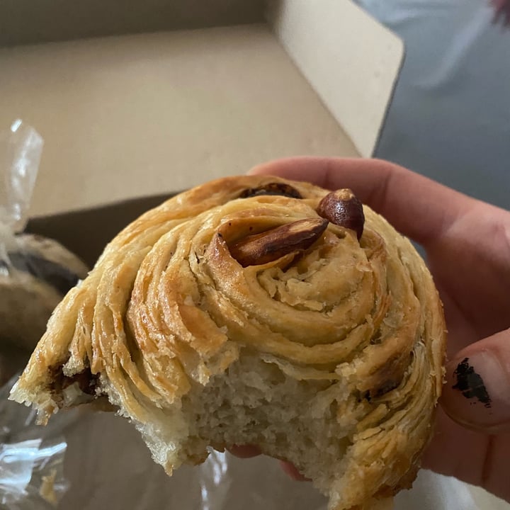 photo of Caju Vegan bakery Rolls shared by @maxpowerr on  20 Jun 2023 - review