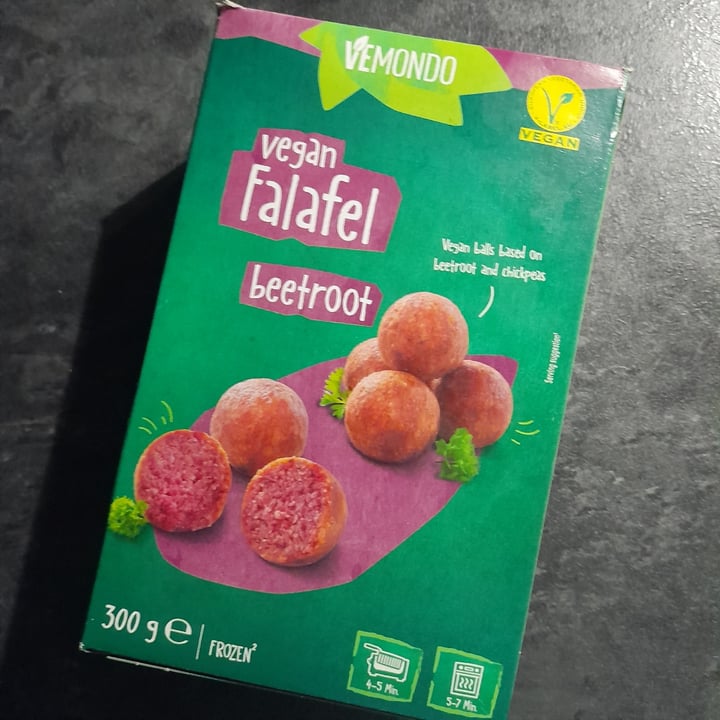 photo of Vemondo Vegan Falafel Beetroot shared by @danielgl on  12 Apr 2023 - review