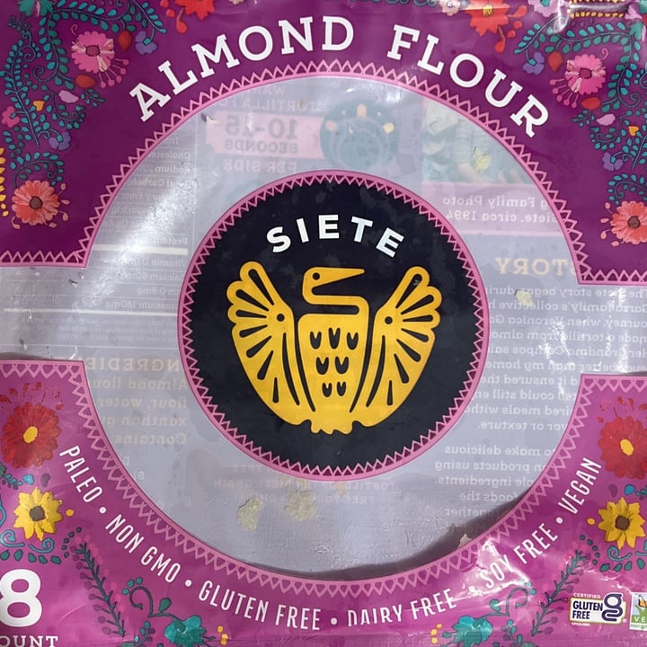 photo of Siete Family Foods Almond flour tortillas shared by @lucyhoinkis on  09 Jun 2023 - review