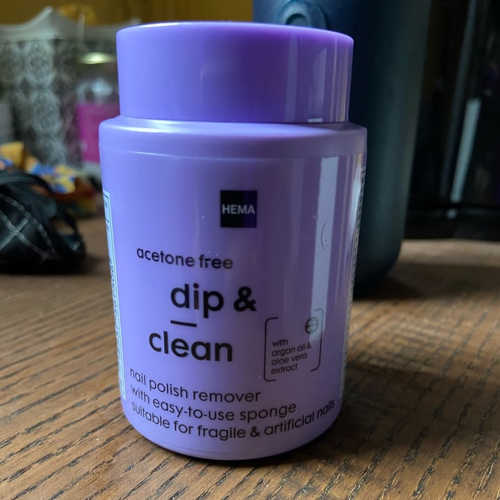 photo of Hema Dip & Clean nailpolish remover shared by @hellseitan on  12 Aug 2023 - review
