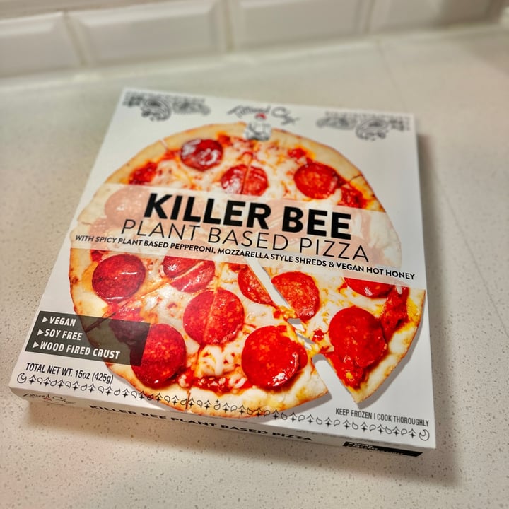 photo of Tattooed Chef Killer Bee Plant Based Pizza shared by @esmi on  27 Jun 2023 - review