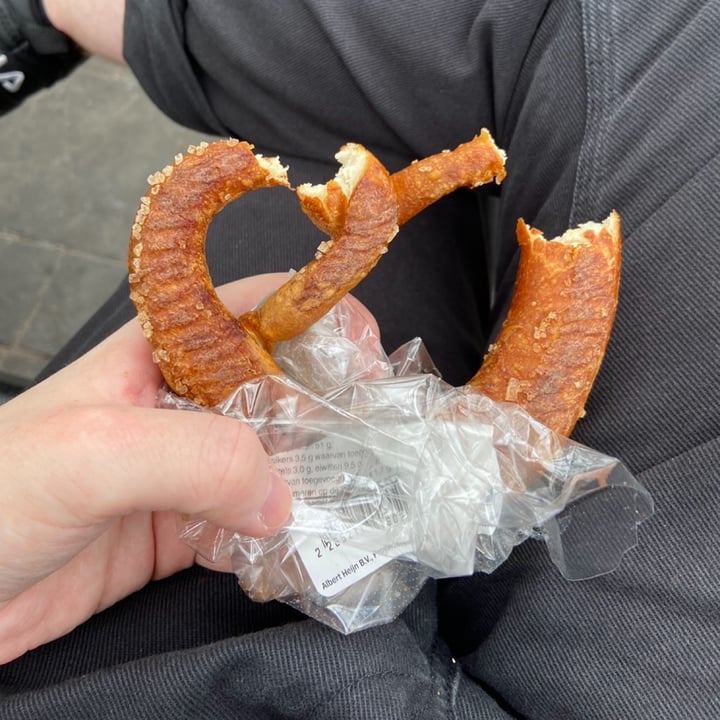 photo of Albert Heijn pretzel shared by @hellseitan on  10 Aug 2023 - review