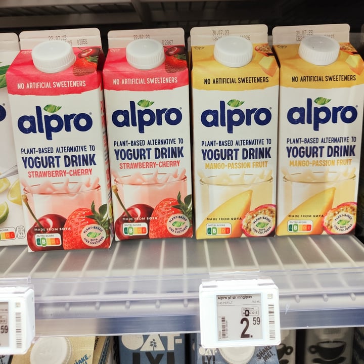 photo of Alpro Alpro plant-based alternative to Yoghurt Drink shared by @daantjemc on  19 Jul 2023 - review