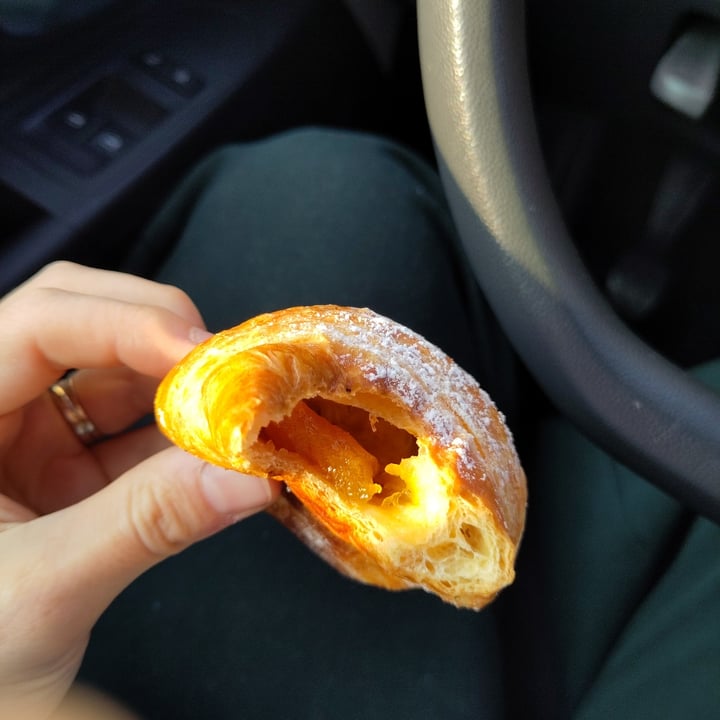 photo of Il Granodoro Croissant Alla Marmellata shared by @bettazara on  17 Jul 2023 - review