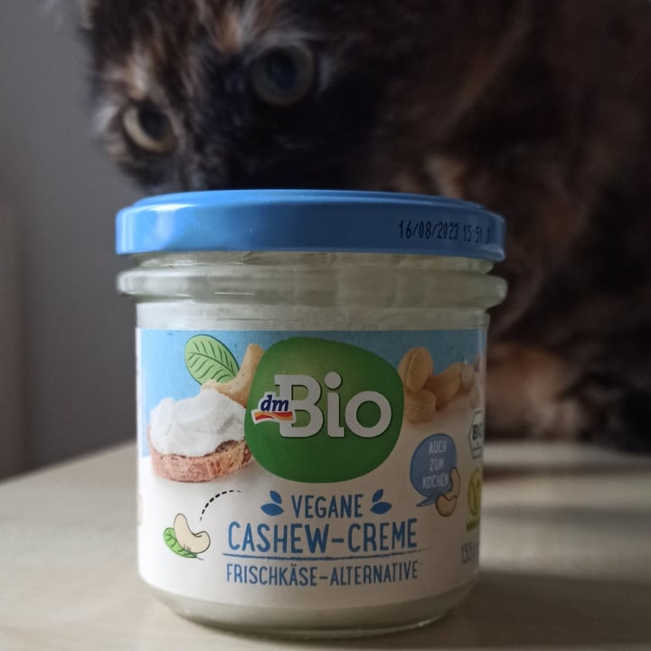photo of dmBio Vegane cashew creme shared by @rominamia on  03 Mar 2023 - review