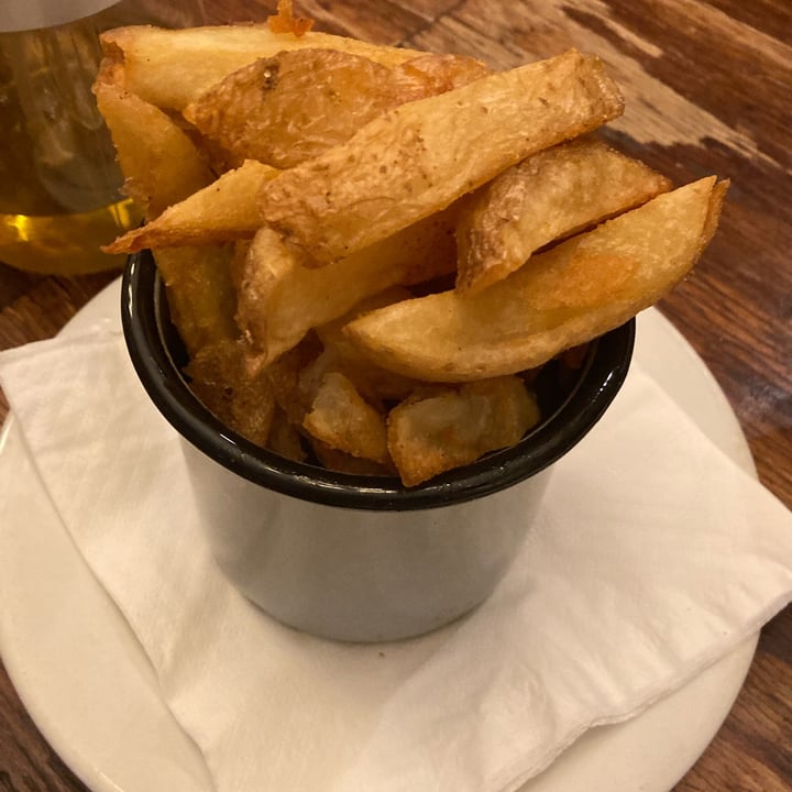 photo of The Fat Cactus Gardens Home Cut Fries shared by @catherinews on  05 May 2023 - review