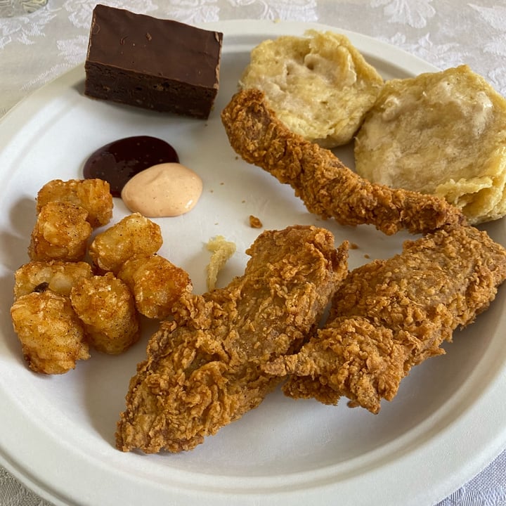 photo of Herbie Butcher's Fried Chicken Biscuit with Maple Butter shared by @soylentglenn on  05 Feb 2023 - review
