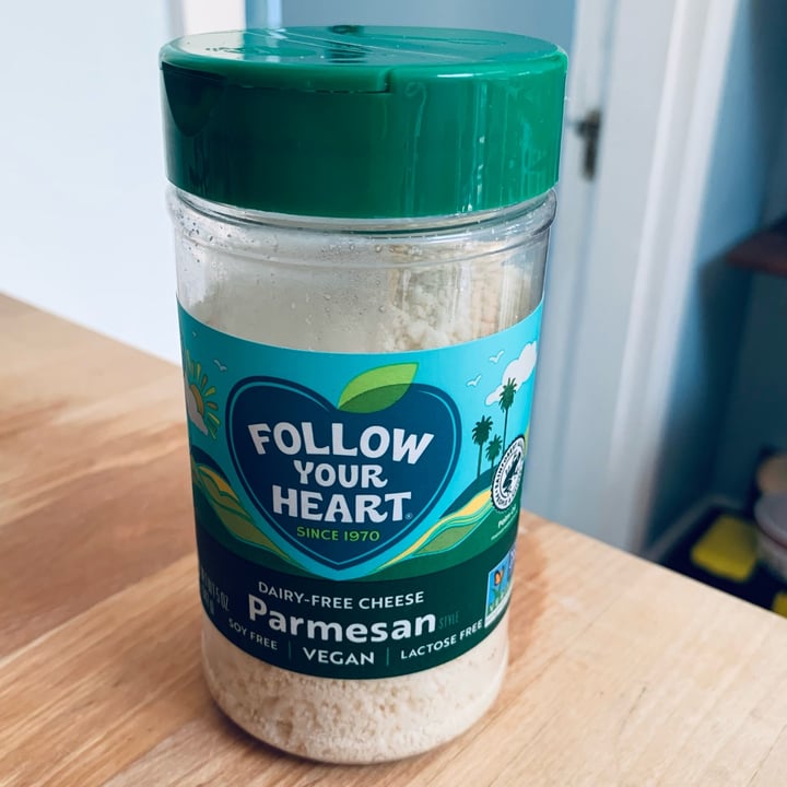 photo of Follow your Heart Dairy free parmesan Grated Cheese shared by @allhess on  25 Jul 2023 - review