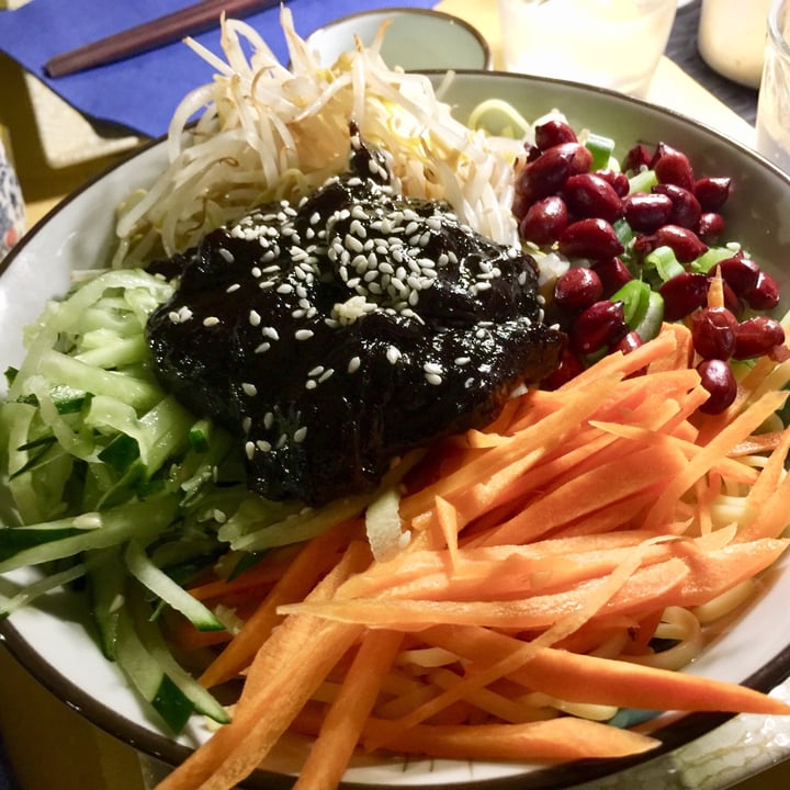 photo of Su Guan - Chinese Veg Spaghetti Di Riso e Seitan Al Gusto GuiLin shared by @miba on  23 Dec 2022 - review