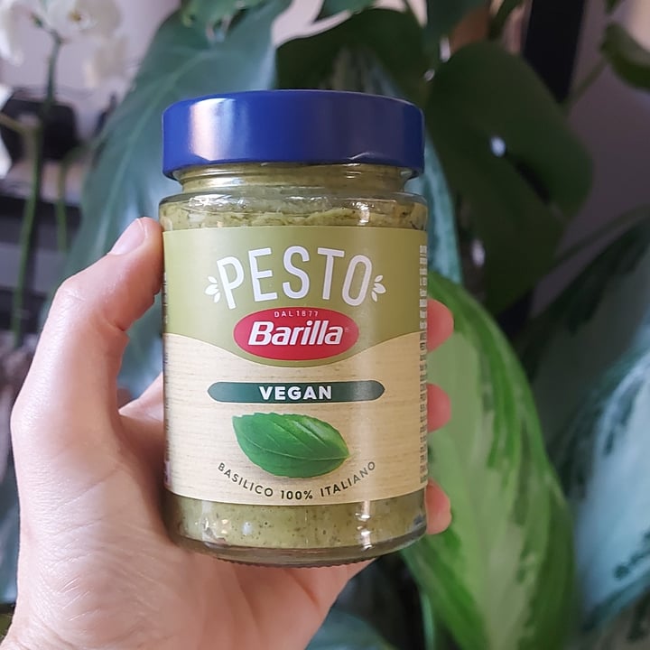 photo of Barilla Pesto Barilla shared by @elenabersan on  01 Jul 2023 - review