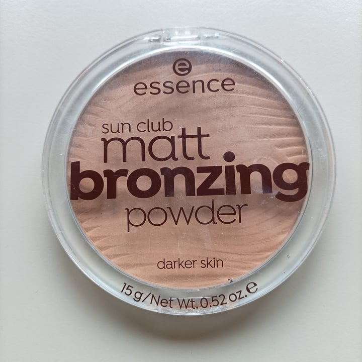 photo of Essence Cosmetics Sun Club Matt Bronzing powder shared by @bibidibobidibb on  31 Mar 2023 - review