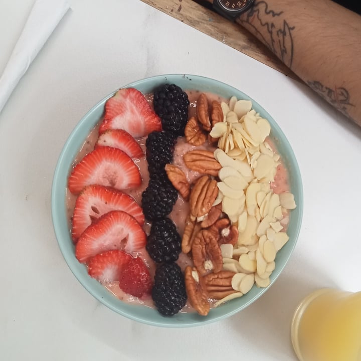 photo of Vainila, healthy & green bar Bowl De Yogurt Hecho Natural A Base De Plantas shared by @angelicadhays on  11 Jun 2023 - review