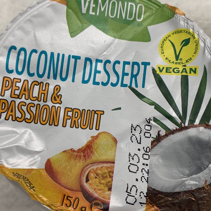 photo of Vemondo Coconut dessert Peach And Passion Fruit shared by @andreag97 on  26 Jan 2023 - review