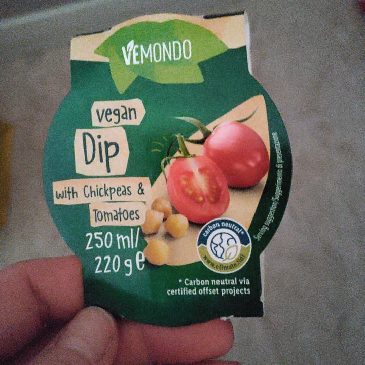 photo of Vemondo Vegan dip with Chickpeas and Tomatoes shared by @lavalecolo on  06 Mar 2023 - review