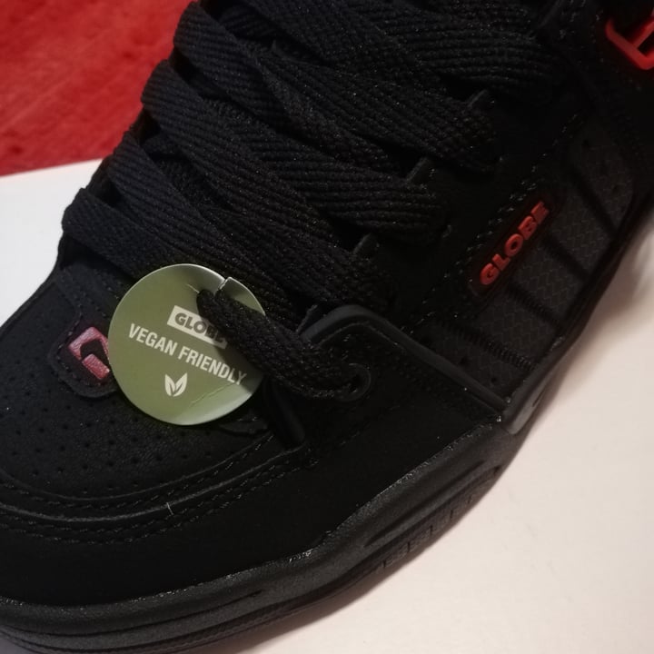 photo of Globe Trainers/Skate Shoes shared by @monica7fiorellino on  28 Jan 2023 - review