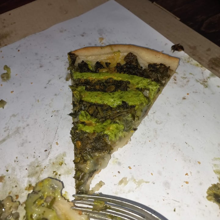 photo of Pizza Vegana Castelar Pizza verdolaga shared by @maguix on  30 Jan 2023 - review