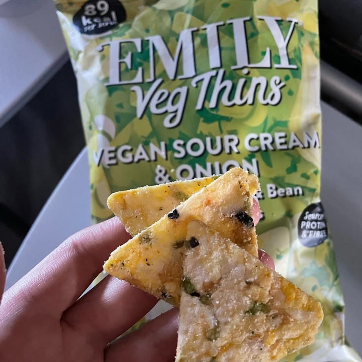 photo of Emily Veg Thins Vegan Sour Cream And Onion shared by @claudiad on  26 Jul 2023 - review