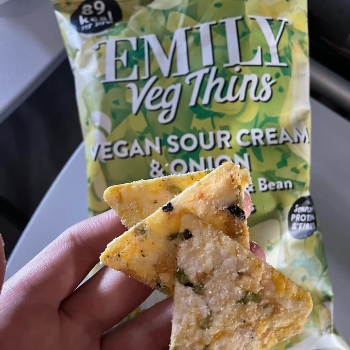 photo of Emily Snacks Vegan Sour Cream And Onion shared by @claudiad on  26 Jul 2023 - review