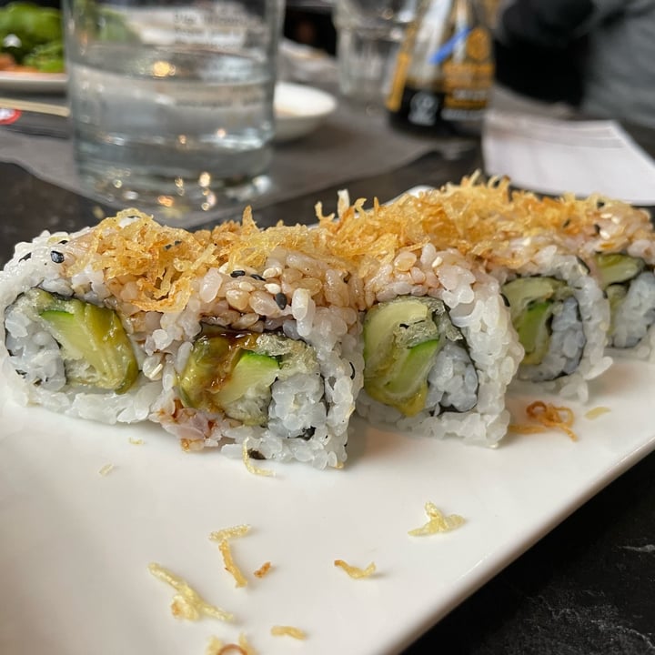 photo of Sushi Maison vegetarian roll shared by @giada-98 on  06 Feb 2023 - review