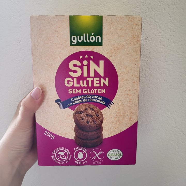 photo of Gullón Sin gluten Cookies de cacao con chips de chocolate shared by @saranicosia5 on  12 May 2023 - review