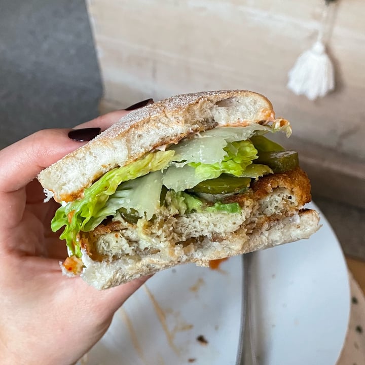 photo of Beyond Meat beyond burger chicken-style shared by @lucyjseward on  07 Jun 2023 - review