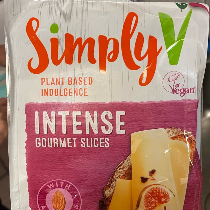 photo of Simply V intence  gourmet slices shared by @elisaleone on  21 Jul 2023 - review