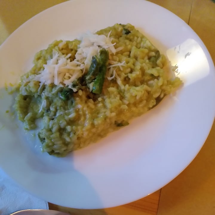 photo of Il Vegano - Firenze Risotto con asparagi e lime shared by @walkabout-veg on  16 Jul 2023 - review