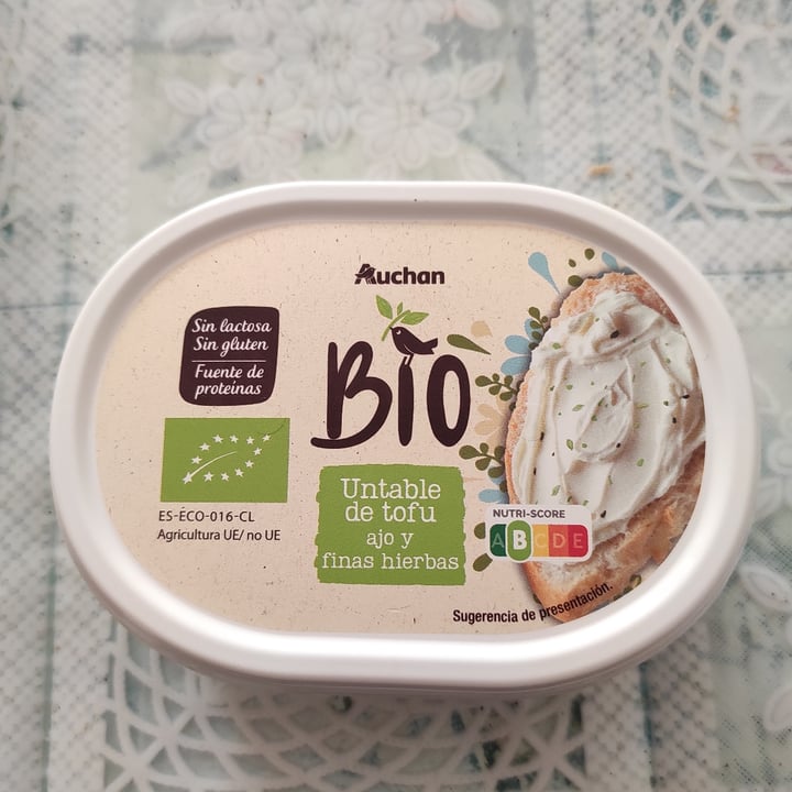 photo of Auchan Bio Untable de tofu, ajo y finas hierbas shared by @j8se35 on  05 Feb 2023 - review