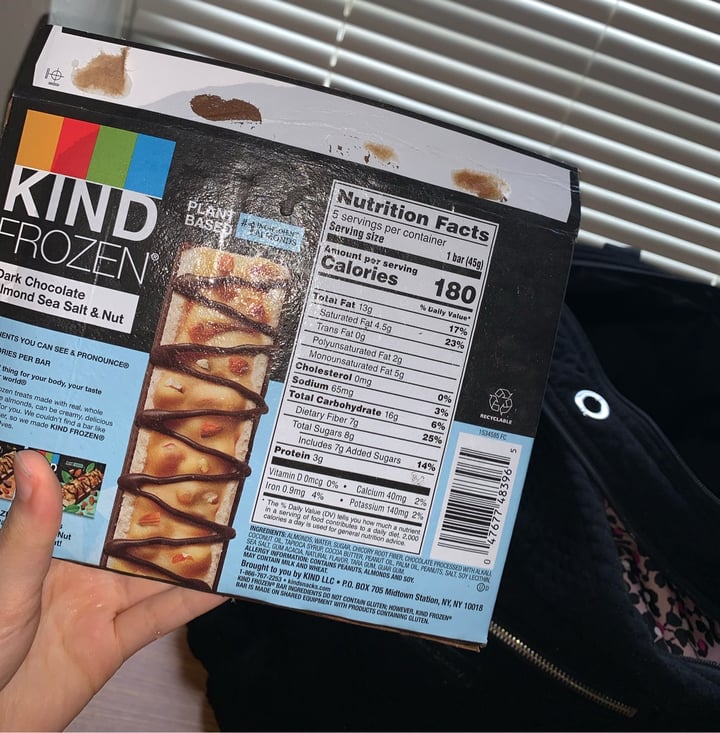 photo of KIND Frozen - Dark Chocolate Almond Sea Salt shared by @noimdirtydan on  18 May 2023 - review