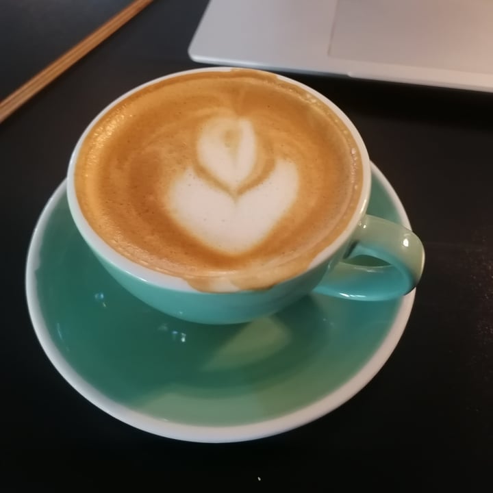 photo of Kalei Coffee Co. (Rue 54) Cappuccino with almond milk shared by @lagatta86 on  20 Jan 2023 - review