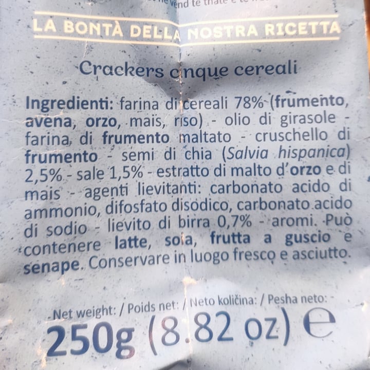photo of Colussi Panetti Ai 5 Cereali Con Semi Di Chia shared by @fra-ncy on  10 Feb 2023 - review