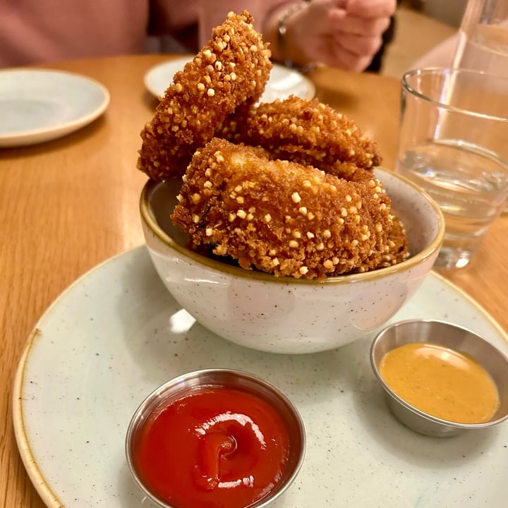 photo of Fresh on Front Onion Rings shared by @romeoluv1 on  20 Feb 2023 - review