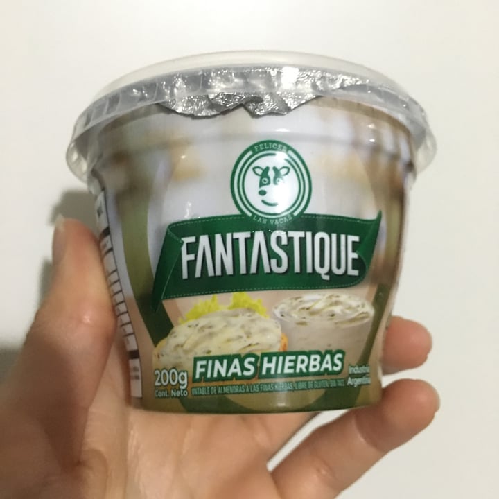photo of Felices Las Vacas queso finas hierbas shared by @camicamelo on  21 Jun 2023 - review