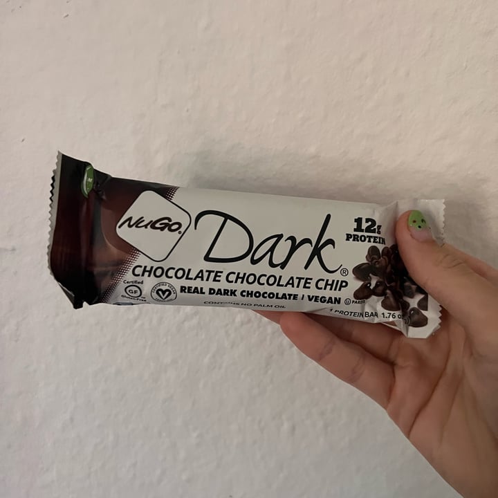 photo of NuGo Dark Chocolate Chip Protein Bar shared by @holasoymylk on  28 Jul 2023 - review