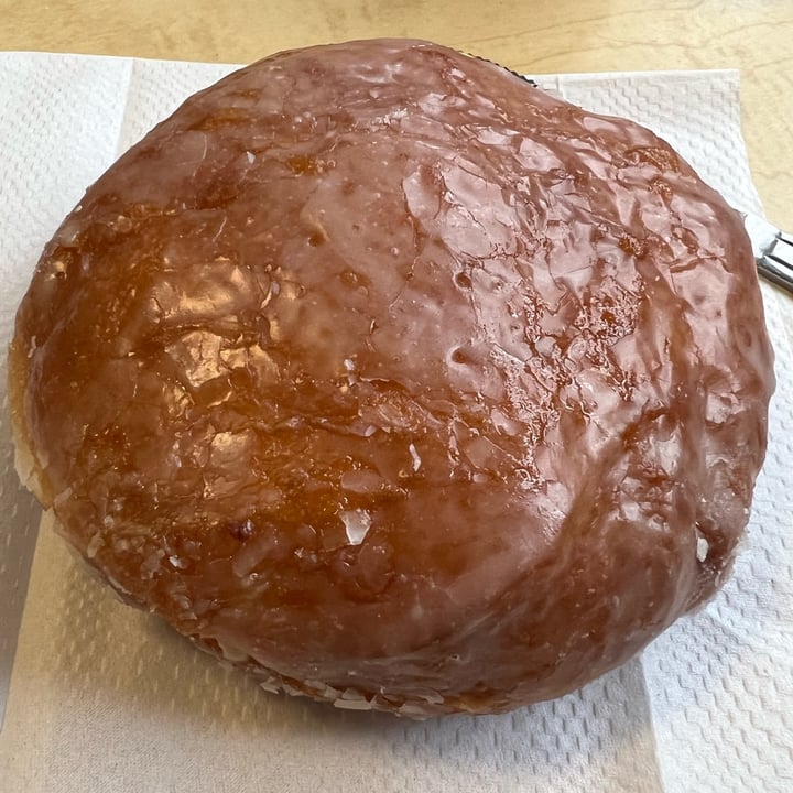 photo of Donut Farm Oakland Bavarian Cream shared by @orangeash on  13 Mar 2023 - review