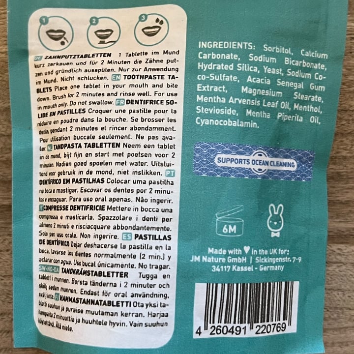 photo of Ben & Anna Mint Natural toothpaste tablets shared by @alessiof91 on  25 Mar 2023 - review
