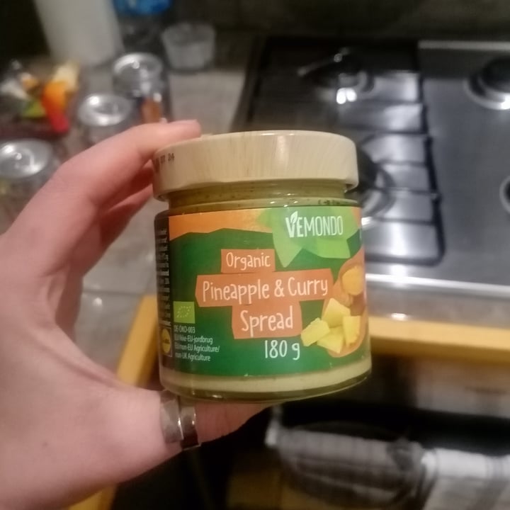 photo of Vemondo Organic Pineapple & Curry Spread shared by @isabelless on  04 Jan 2023 - review
